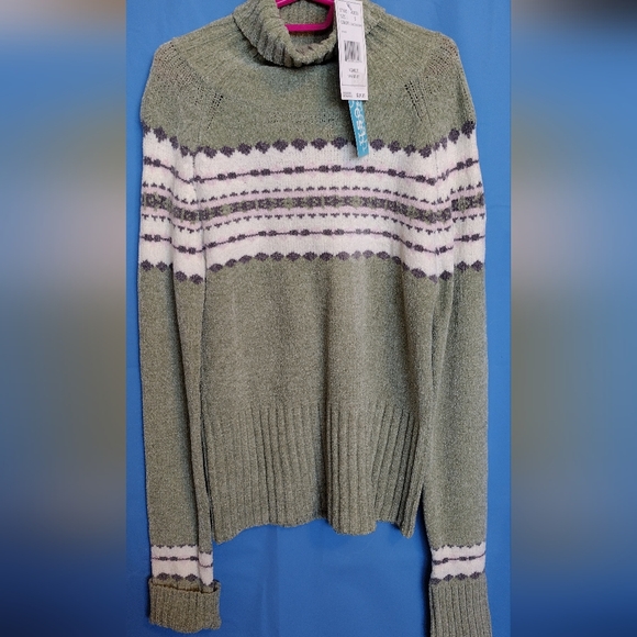Junior Turtle Neck Sweater - Picture 1 of 3